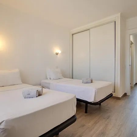 Apartamento 2bd Pool Balcony Wifi Ac Parking 250m Albufeira