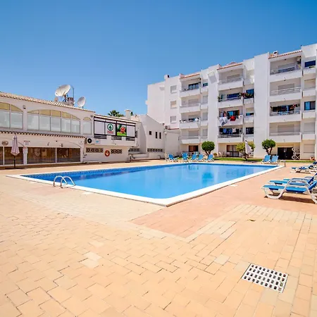 2bd Pool Balcony Wifi Ac Parking 250m *